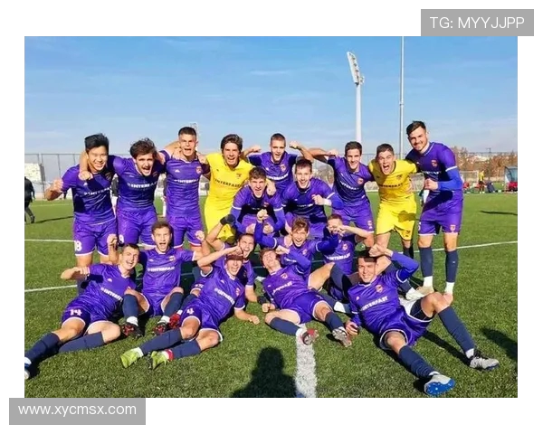 探索现代足球俱乐部多元化运营模式与青训体系协同融合发展之路