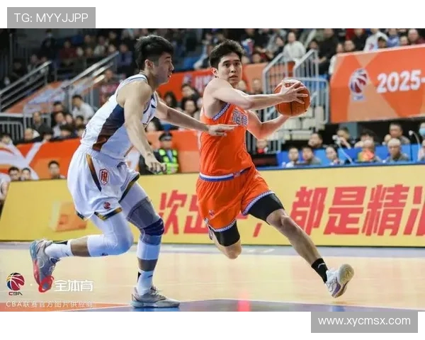 上海队与四川队季前赛精彩对决展现新赛季备战状态与球员表现 上海队与四川队季前赛精彩对决展现新赛季备战状态与球员表现